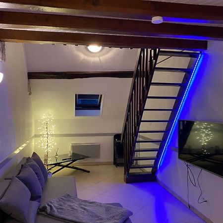 Superbe Appartement, General Allix A Sens Kültér fotó